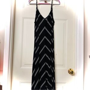 LOFT Black and White Maxi Dress size XL